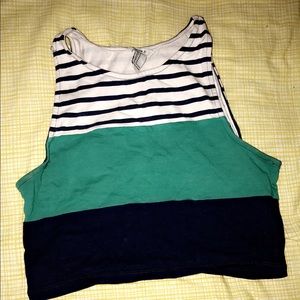 Crop top